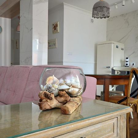 Apartament Biala Sowa - Weisse Eule Apartment Kołobrzeg Esterno foto