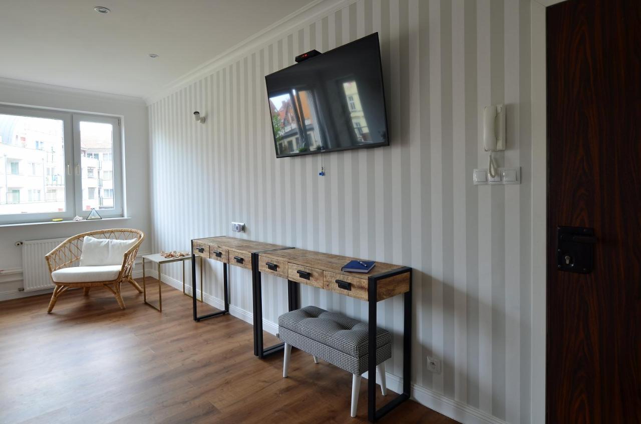 Apartament Biala Sowa - Weisse Eule Apartment Kołobrzeg Esterno foto