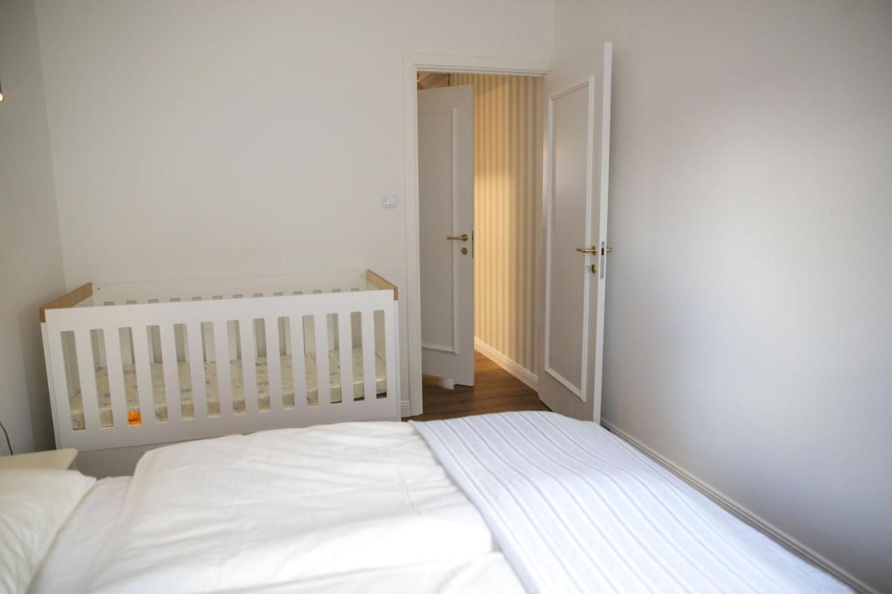 Apartament Biala Sowa - Weisse Eule Apartment Kołobrzeg Esterno foto